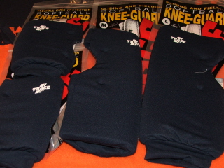 navy knee guards.jpg